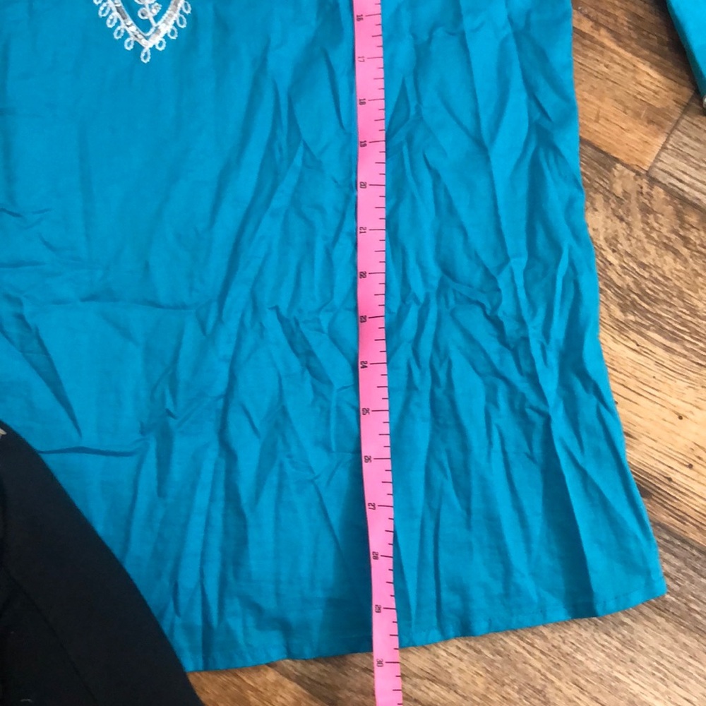 Embroidered Tunic - Picture 4 of 4